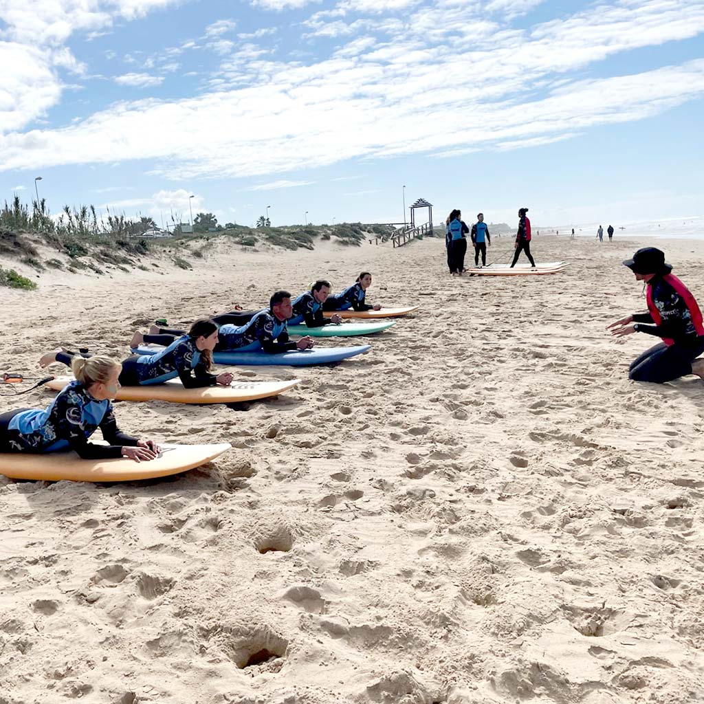 Carving Social Club Surf & Surfskate trip SURFCAMP ESPECIAL FIN DE AÑO | 29 de Diciembre 2023 al 2 de Enero 2024 | Playa El Palmar