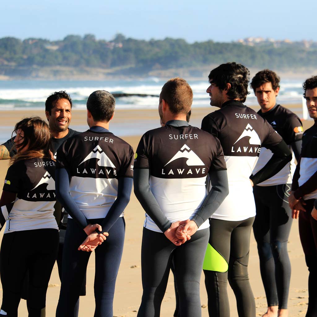 Surfcamp arbeitet vom 15. bis 17. November 2024 mit La Wave Surf in El Palmar zusammen