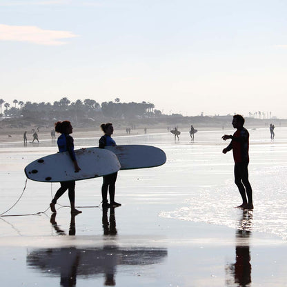 Surfcamp en El Palmar, Cádiz: Fin de Semana de Surf y Relax - Carving Social Club