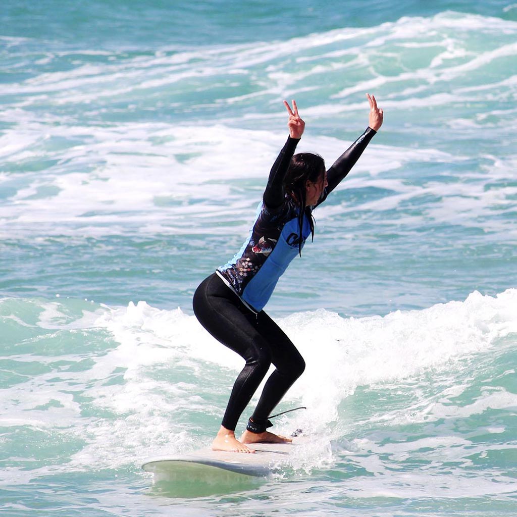 Surfcamps de Puentes y Festivos en El Palmar - Carving Social Club