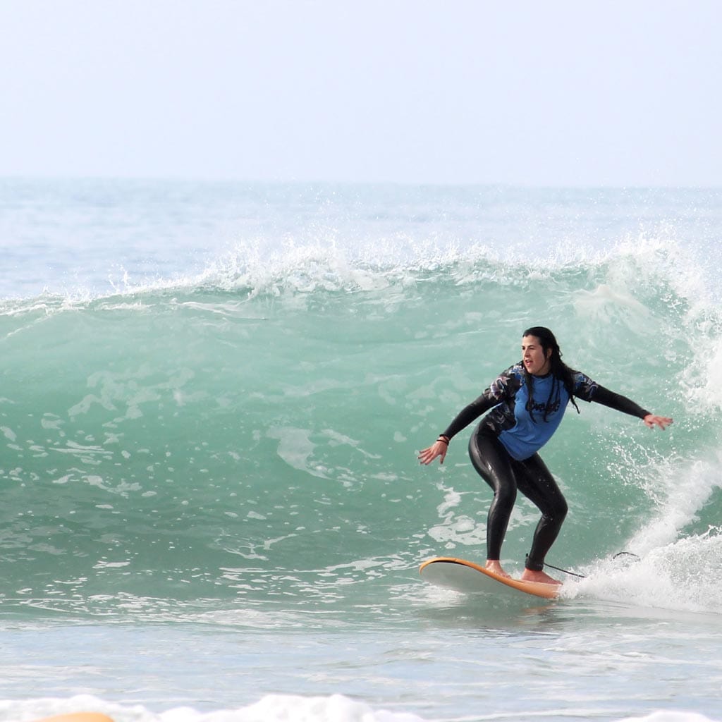 Bonos Clases Grupales de Surf | Playa el Palmar - Carving Social Club