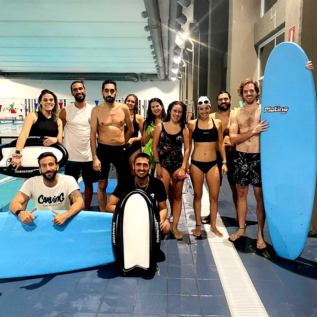 Suscripción Mensual Surf Traininig Grupal/ Piscina y Sala - Carving Social Club