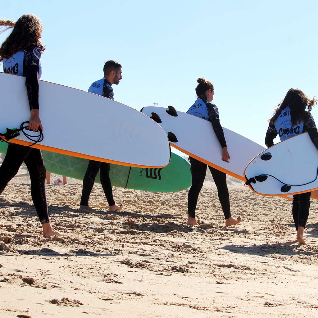 Clase Grupal de Surf | Playa El Palmar - Carving Social Club